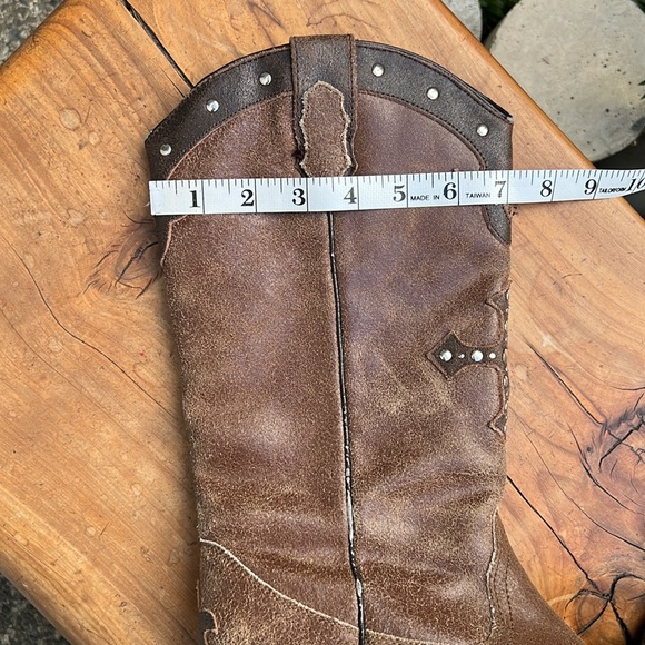 Vintage Women’s Western Cowboy Boots Brown Cross Studded - Picture 16 of 16